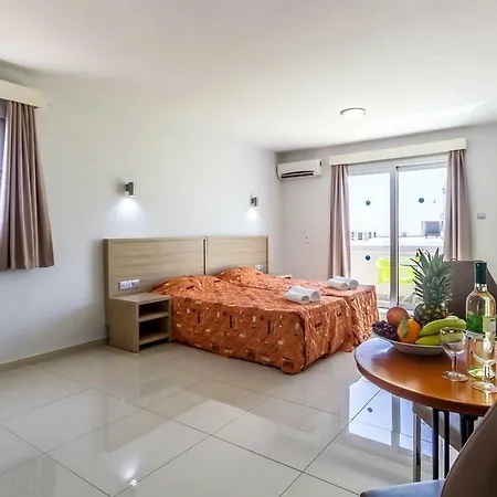 Lägenhetshotell Paul Marie Ayia Napa